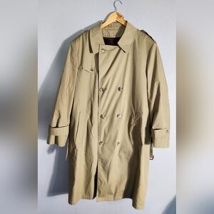 Botany 500 Trench Coat Men's 46 Reg. Khaki Zip Out Liner